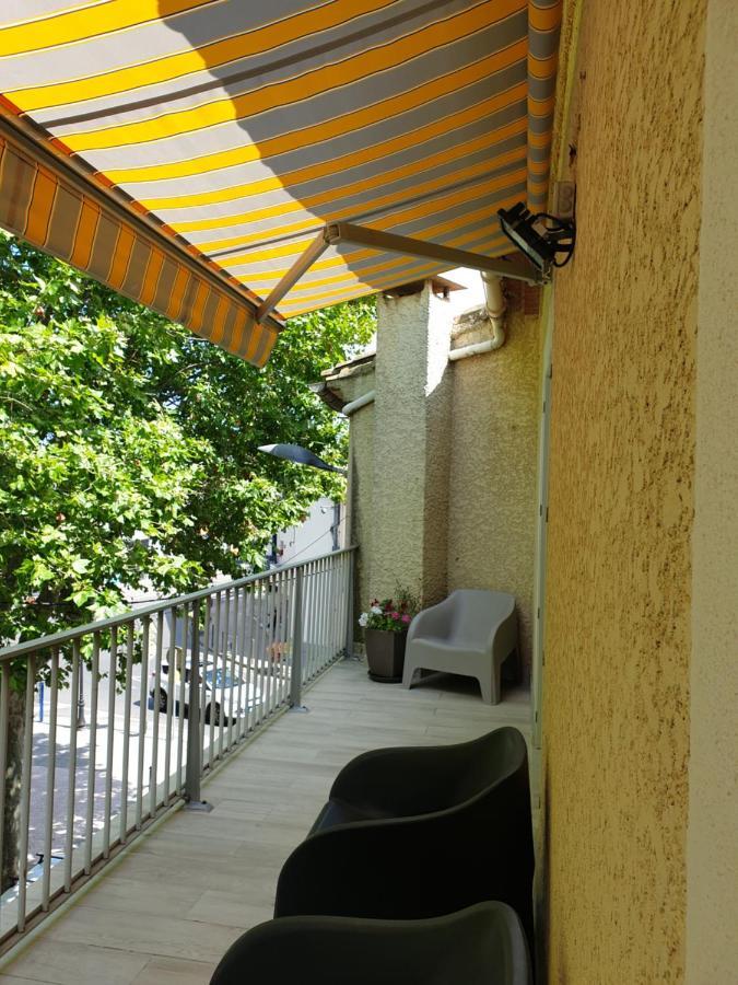 L Ephejules Apartment Марсилан Екстериор снимка