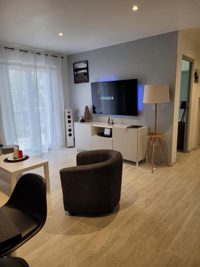 L Ephejules Apartment Марсилан Екстериор снимка